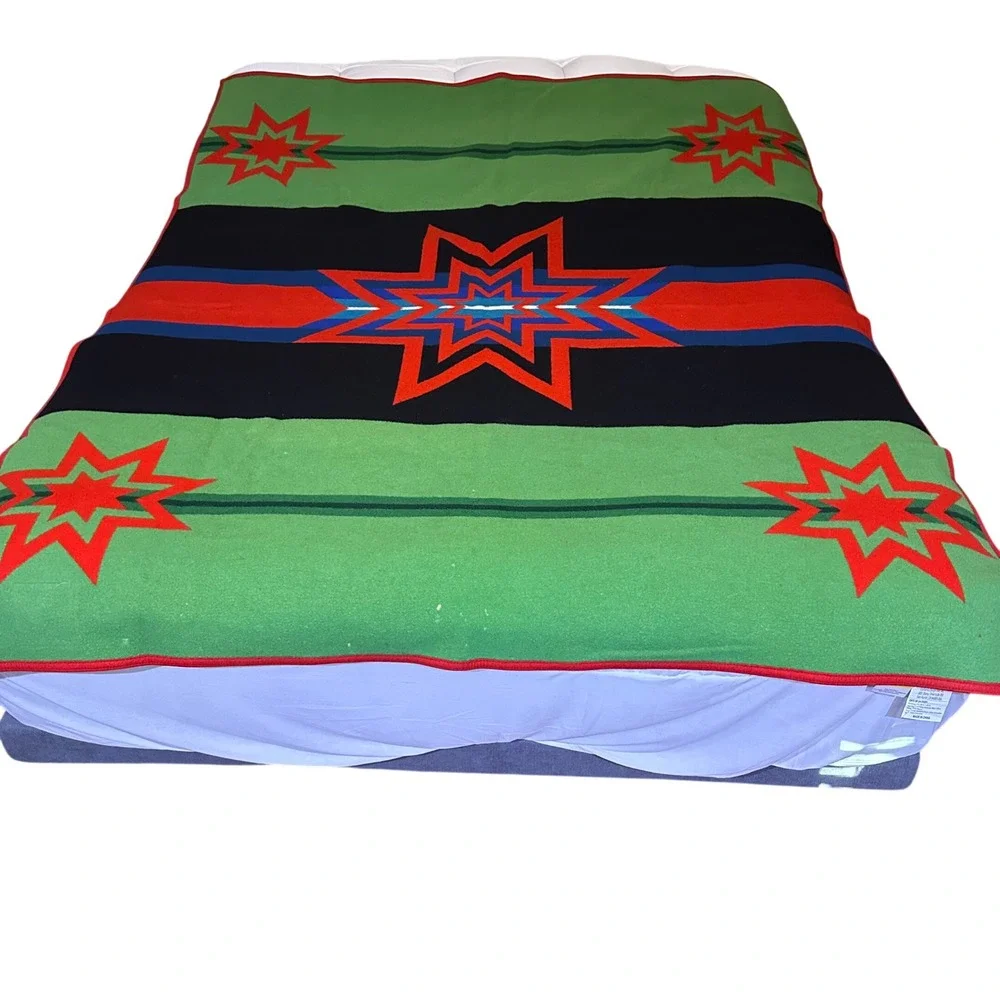 Pendleton Beaver State Sioux Star Wool Blanket Reversible Red Green 77x63 USA